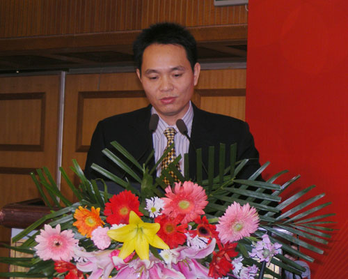 清華大學(xué)教授李建秋