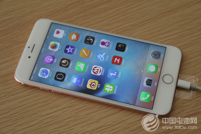 iPhone 6s市場銷量現(xiàn)下滑趨勢：蘋果低潮或來臨