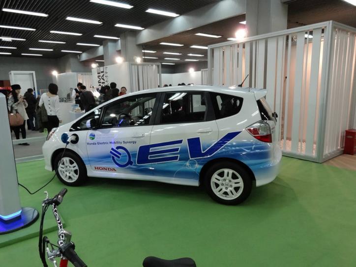 發(fā)布2020年100萬輛普及目標 日本力促電動汽車前行