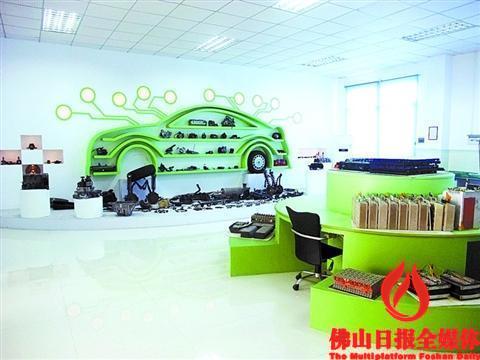 邦普集團(tuán)廢舊電池回收展示區(qū)